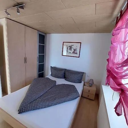 Urlaub An Der Grenze Apartman *